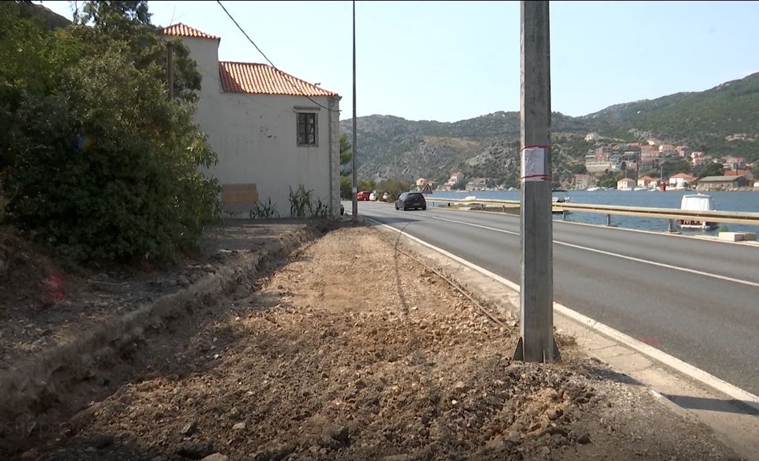 NEMA VIŠE ZAUSTAVLJANJA NA CESTI Na novu autobusnu stanicu u Sustjepanu moći će stati tri autobusa 
