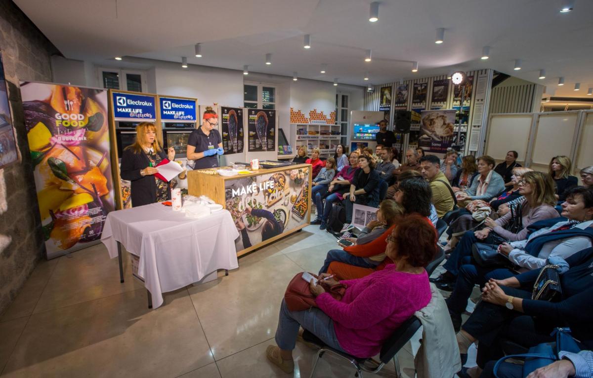 FESTIVAL RAZNOVRSNIH OKUSA, MIRISA I BOJA Uspješno završen peti dubrovački Good Food Festival
