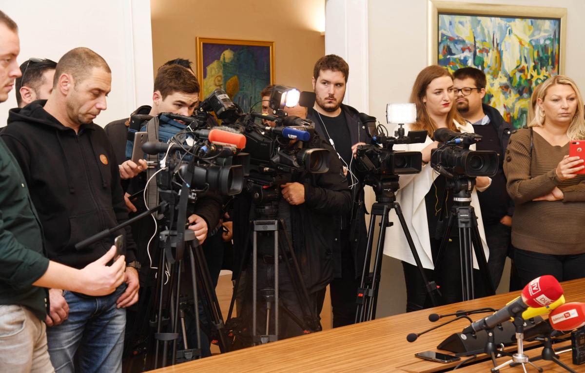 MORAL PRIJE SVEGA Mato Franković suspendirao svoju zamjenicu Orlandu Tokić