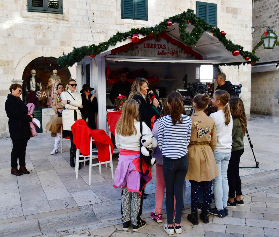 FOTOGALERIJA: Sunce i kućice, ne čudi živost najljepše ulice