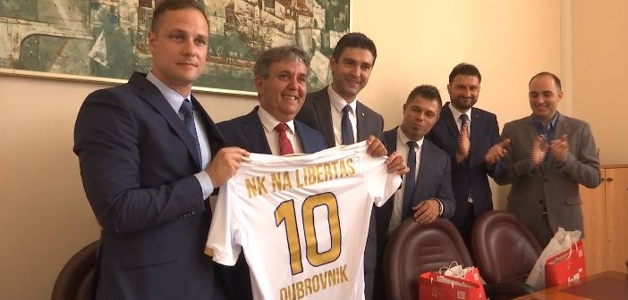  službeno potpisala suradnju s Hajdukom (FOTO)