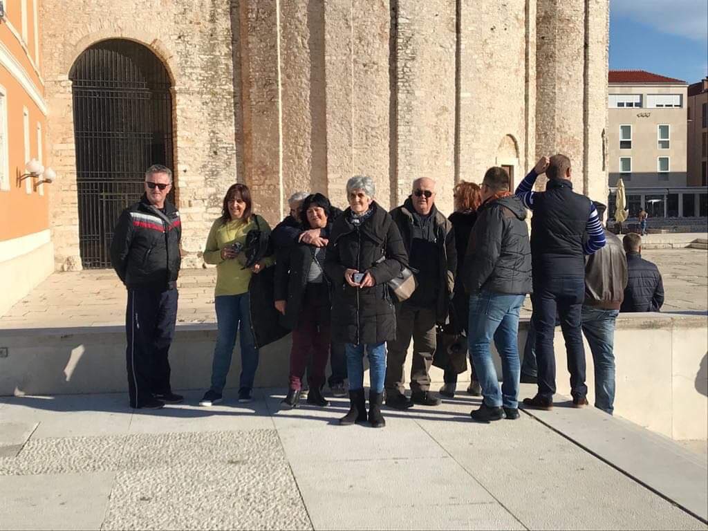 MANIFESTACIJA 