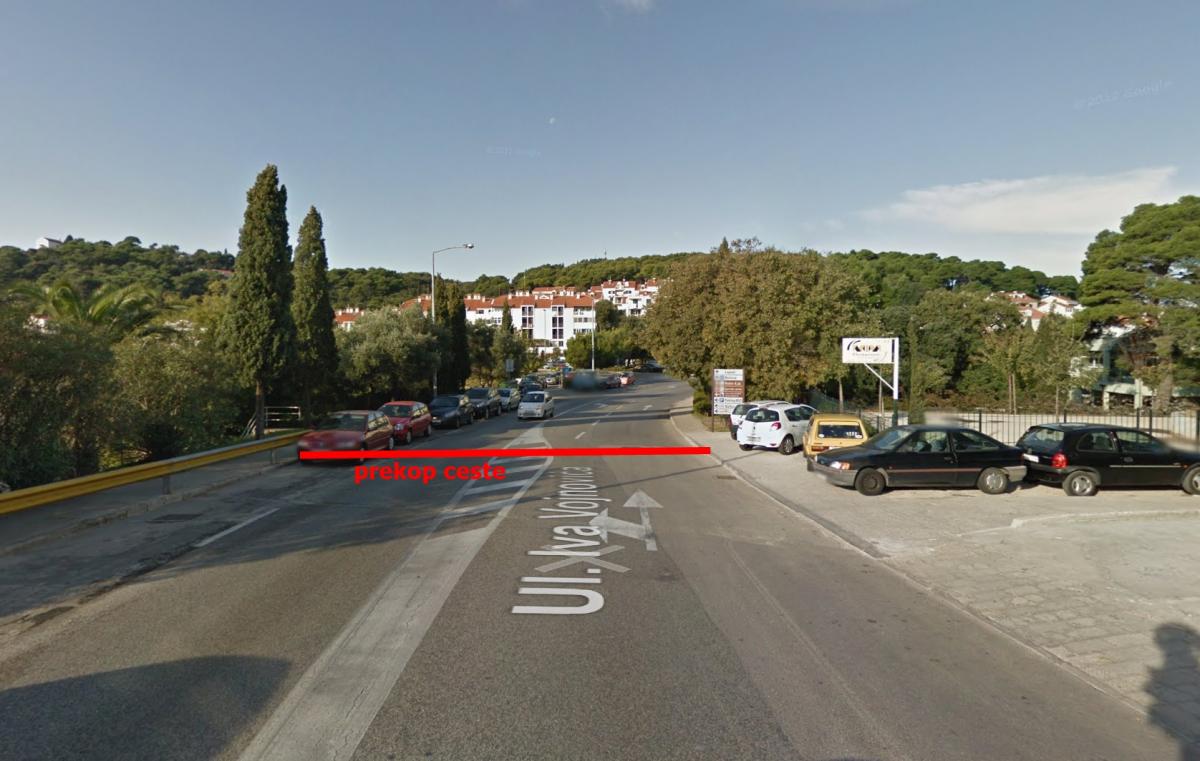  Na dijelu Ulice Iva Vojnovića ispred novog dijela vrtića Palčica 