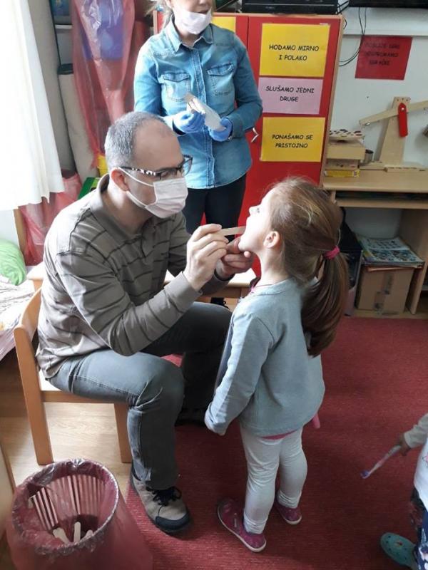 RADIONICA Mališani iz Dječjeg vrtića Gruž naučili sve o higijeni zubića (FOTO)
