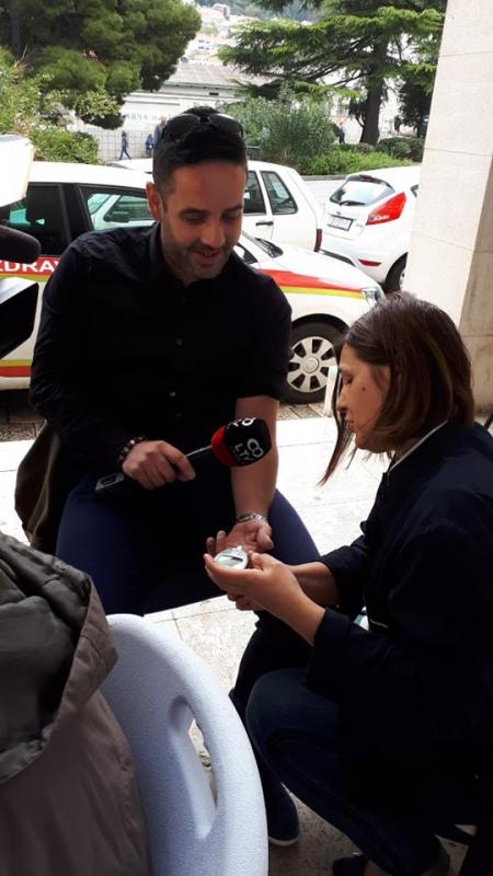 PREVENTIVA Dubrovčani mjerili tlak, šećer i kolesterol ispred Doma zdravlja (FOTOGALERIJA)  