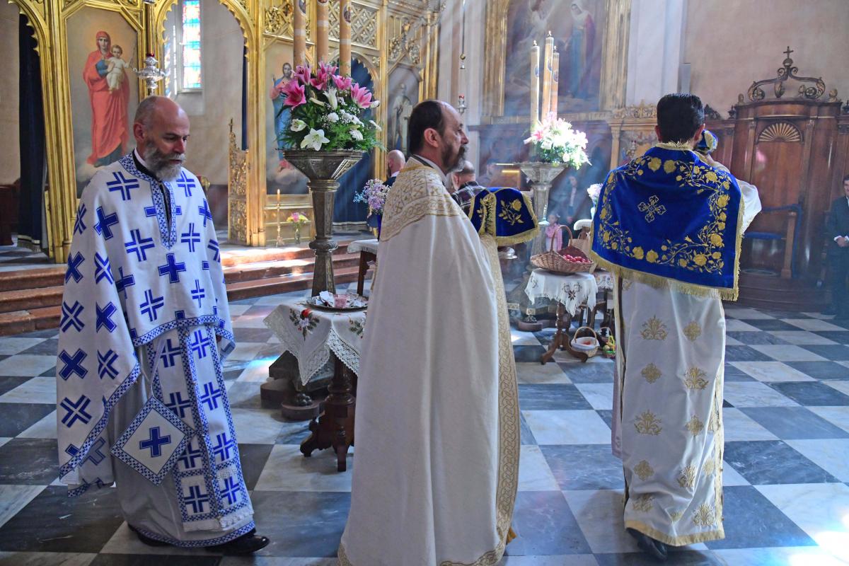 FOTOGALERIJA: Pravoslavni vjernici slave Uskrs