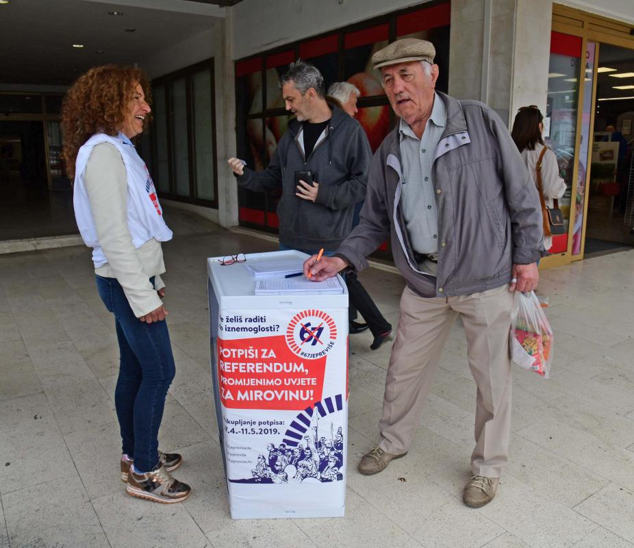 67 JE PREVIŠE U Dubrovniku se prikupljaju potpisi za referendum o uvjetima za mirovinu (FOTO)