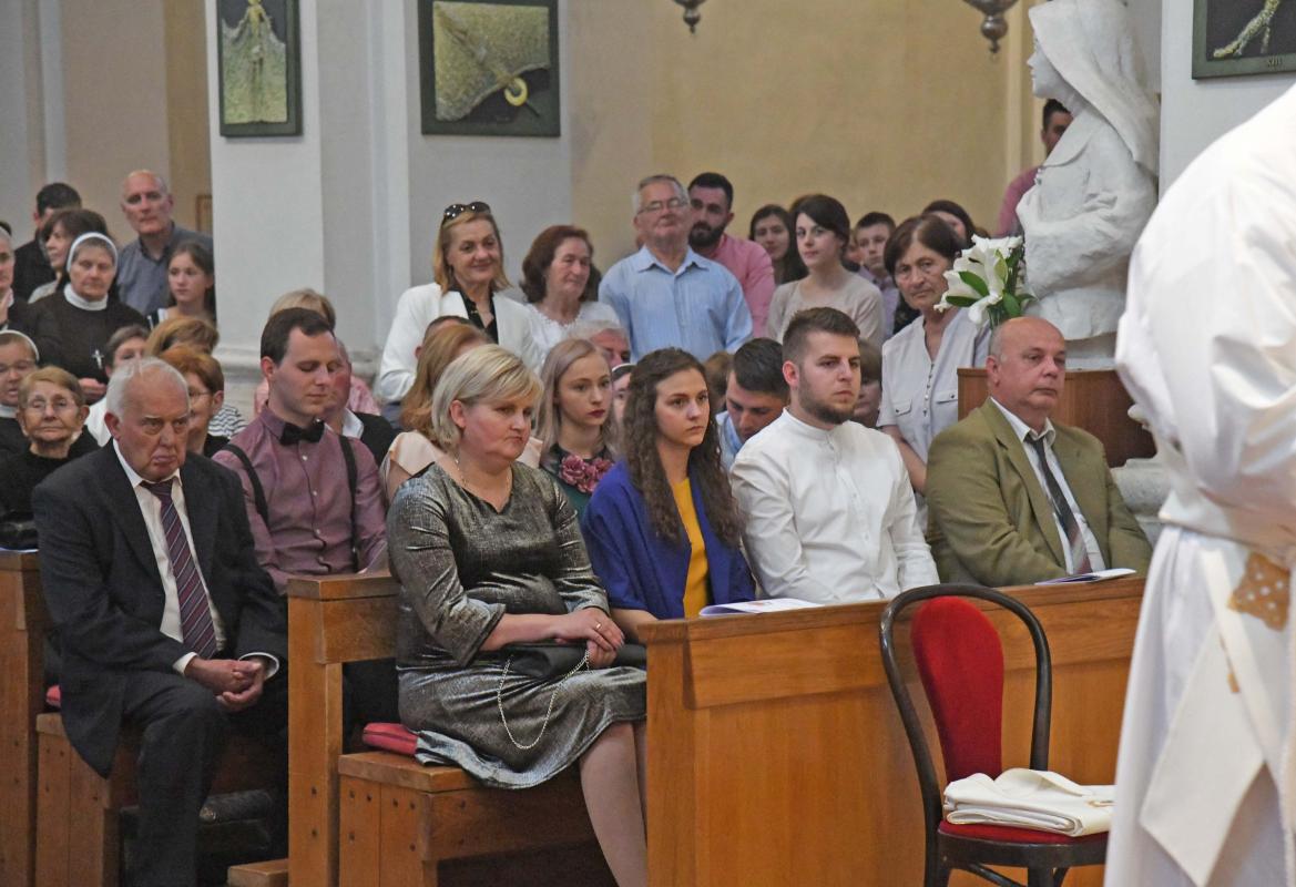 SVEČANO EUHARISTIJSKO SLAVLJE Dubrovačka biskupija bogatija za dva svećenika (FOTOGALERIJA)