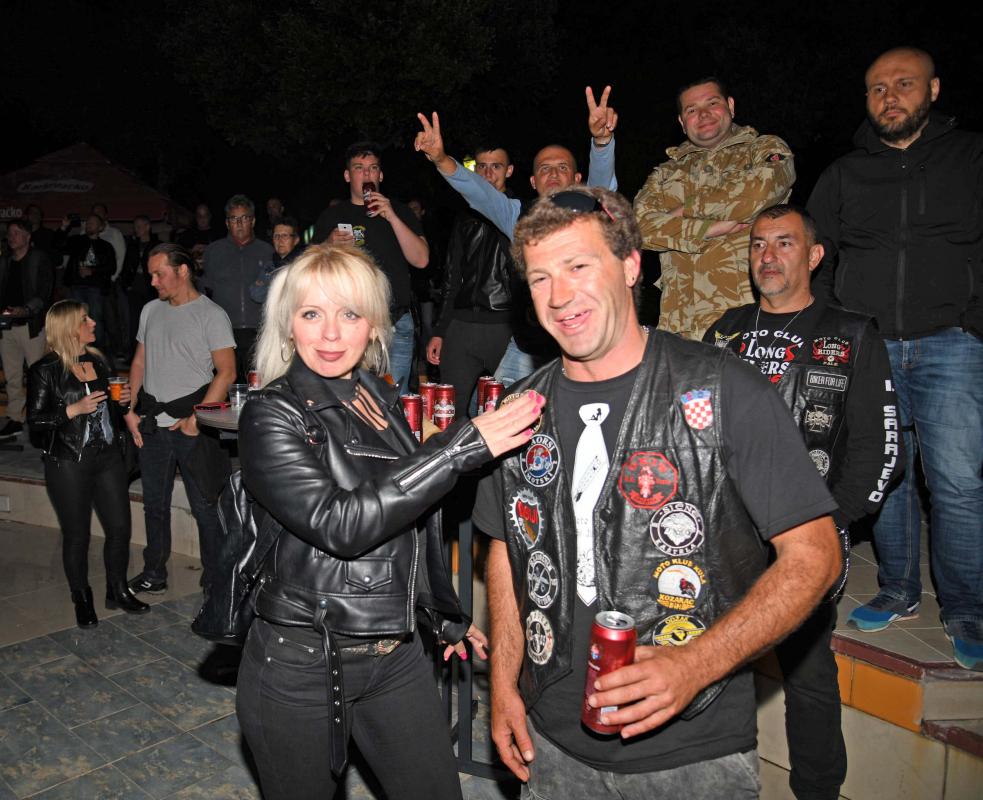 BIKERS WEEKEND Spektakl na Babinom kuku, publika uživala na koncertu Divljih jagoda (FOTOGALERIJA)