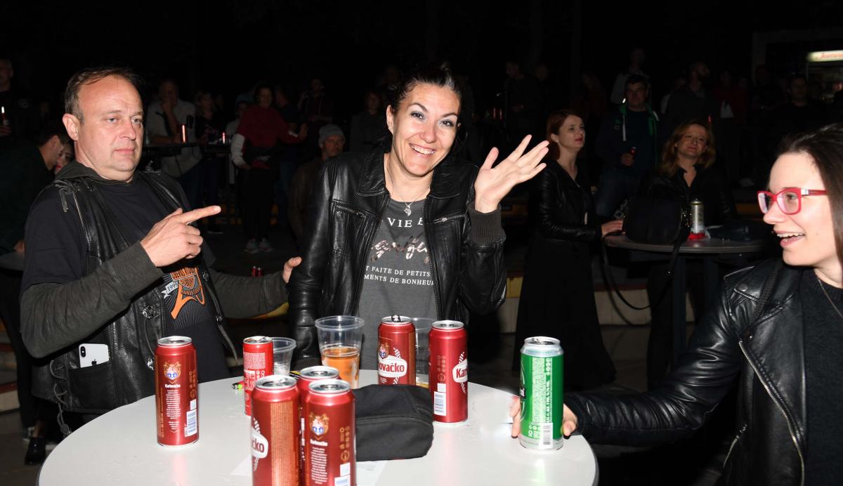 BIKERS WEEKEND Spektakl na Babinom kuku, publika uživala na koncertu Divljih jagoda (FOTOGALERIJA)