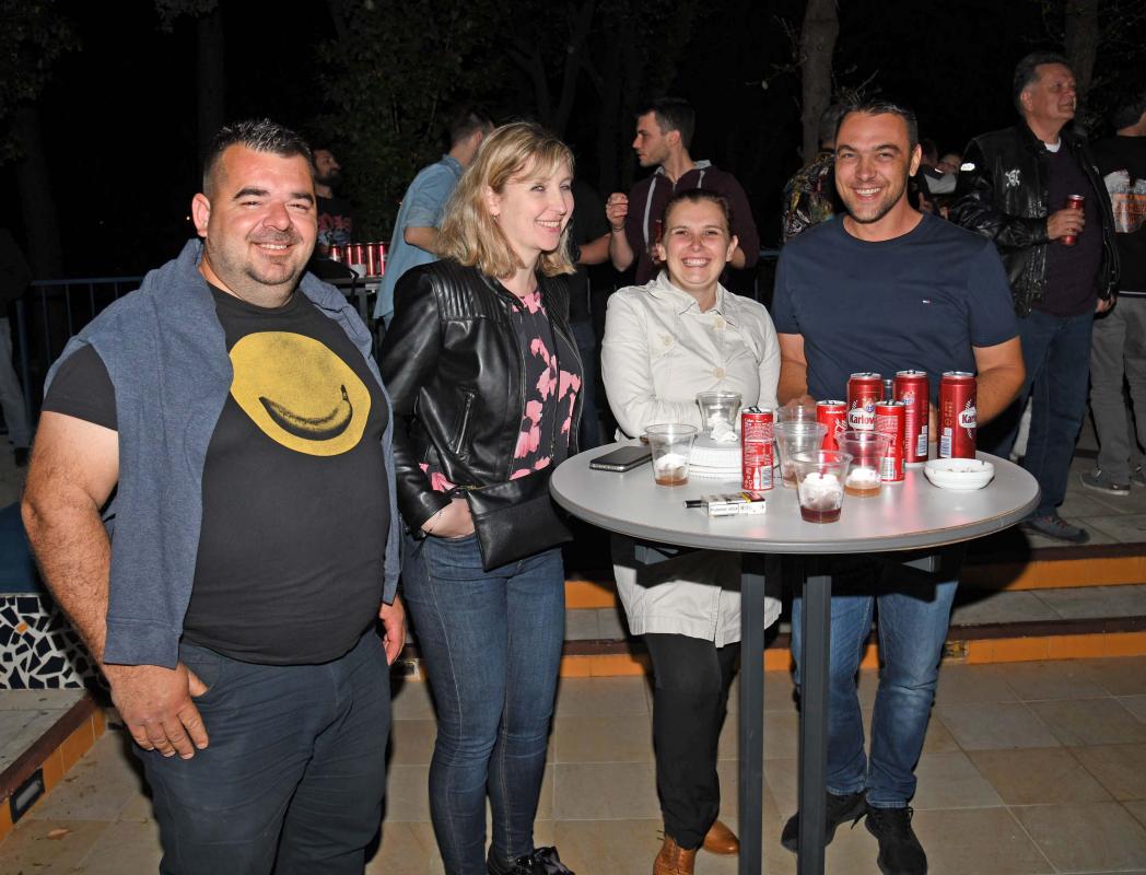 BIKERS WEEKEND Spektakl na Babinom kuku, publika uživala na koncertu Divljih jagoda (FOTOGALERIJA)
