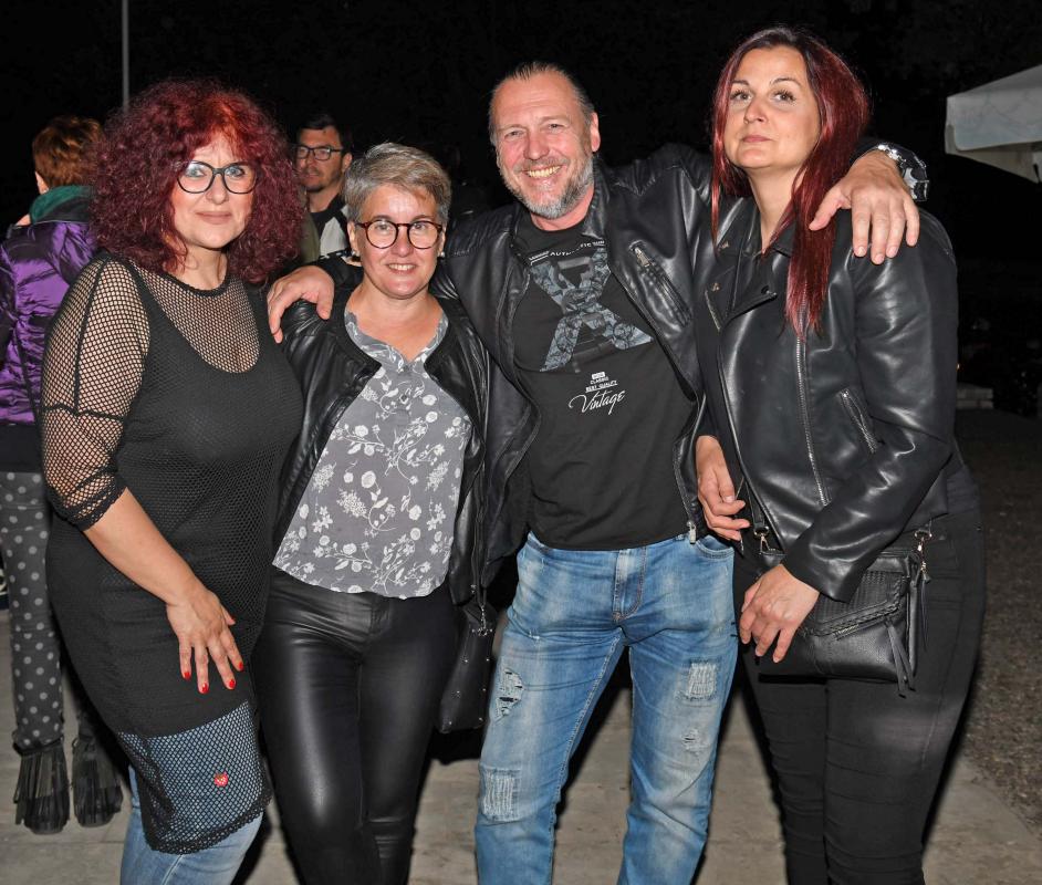 BIKERS WEEKEND Spektakl na Babinom kuku, publika uživala na koncertu Divljih jagoda (FOTOGALERIJA)