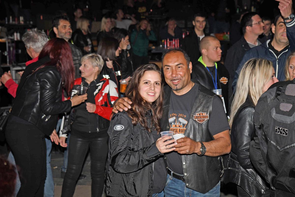 BIKERS WEEKEND Spektakl na Babinom kuku, publika uživala na koncertu Divljih jagoda (FOTOGALERIJA)