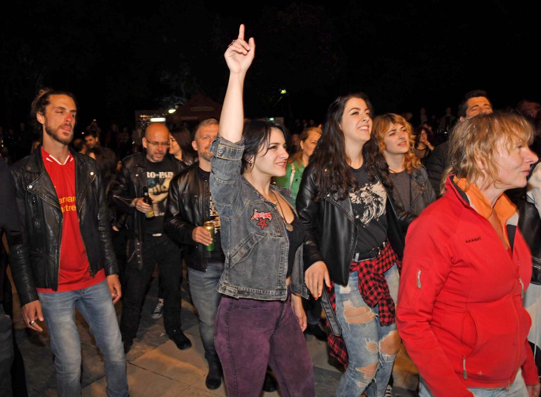 BIKERS WEEKEND Spektakl na Babinom kuku, publika uživala na koncertu Divljih jagoda (FOTOGALERIJA)