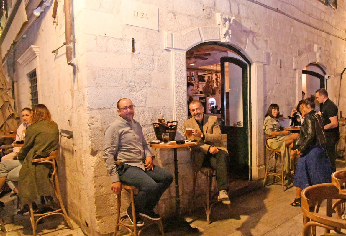 NEZABORAVNA ZABAVA Cele i La Bodega otvorili ljetnu sezonu (FOTOGALERIJA)