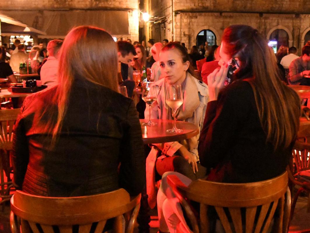 NEZABORAVNA ZABAVA Cele i La Bodega otvorili ljetnu sezonu (FOTOGALERIJA)