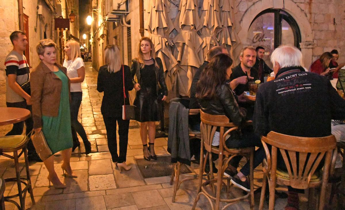 NEZABORAVNA ZABAVA Cele i La Bodega otvorili ljetnu sezonu (FOTOGALERIJA)
