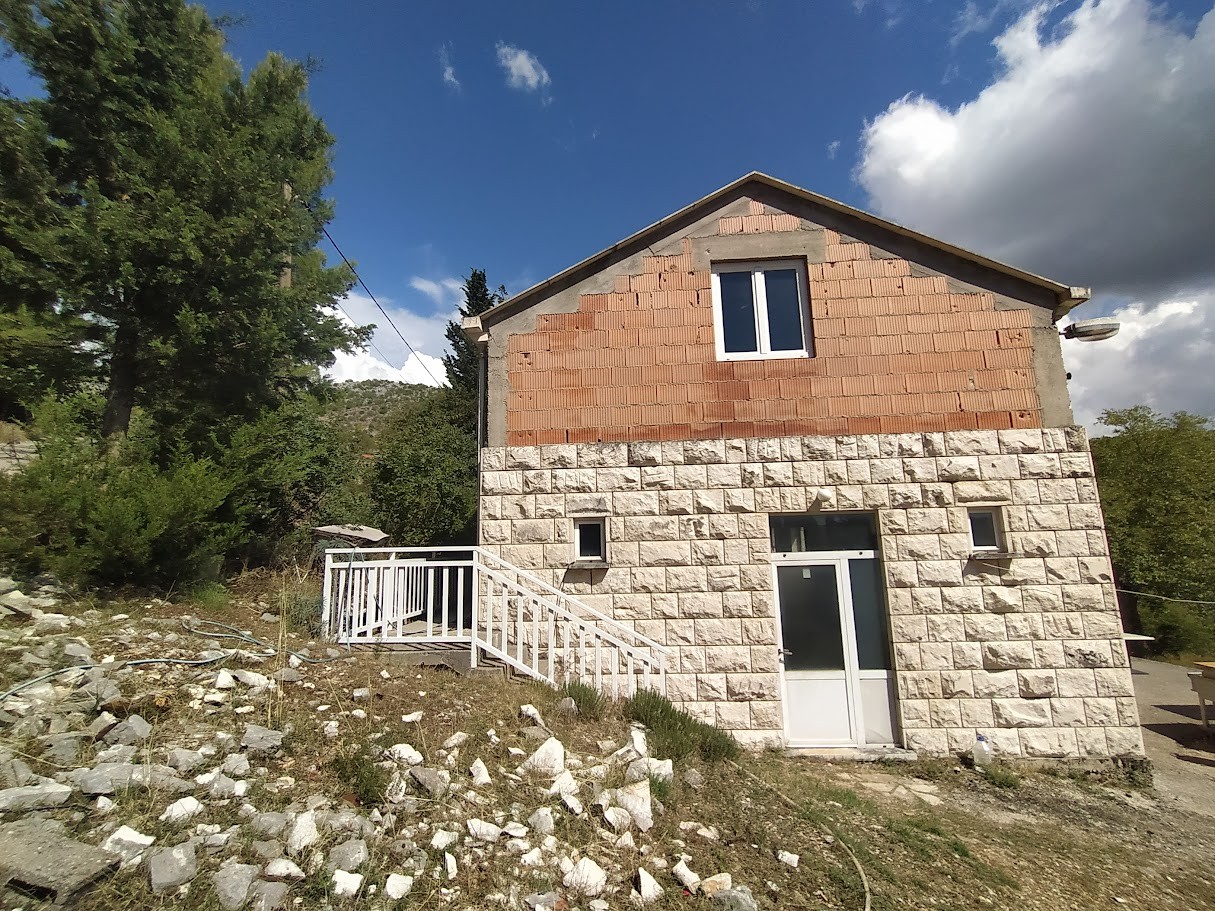 Započela obnova Društvenog doma u Visočanima