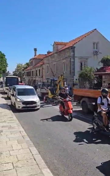 Prometni kolaps od Pila i prema Pilama zbog radova