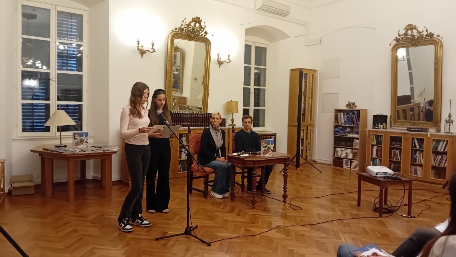 MALI AUTORI O VELIKOJ POVIJESTI