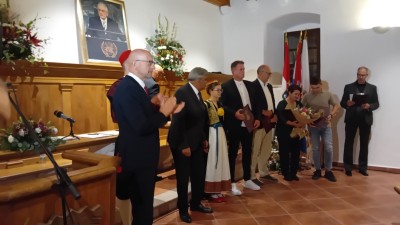 VIDEO/FOTO