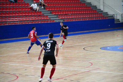 mnk7.jpg