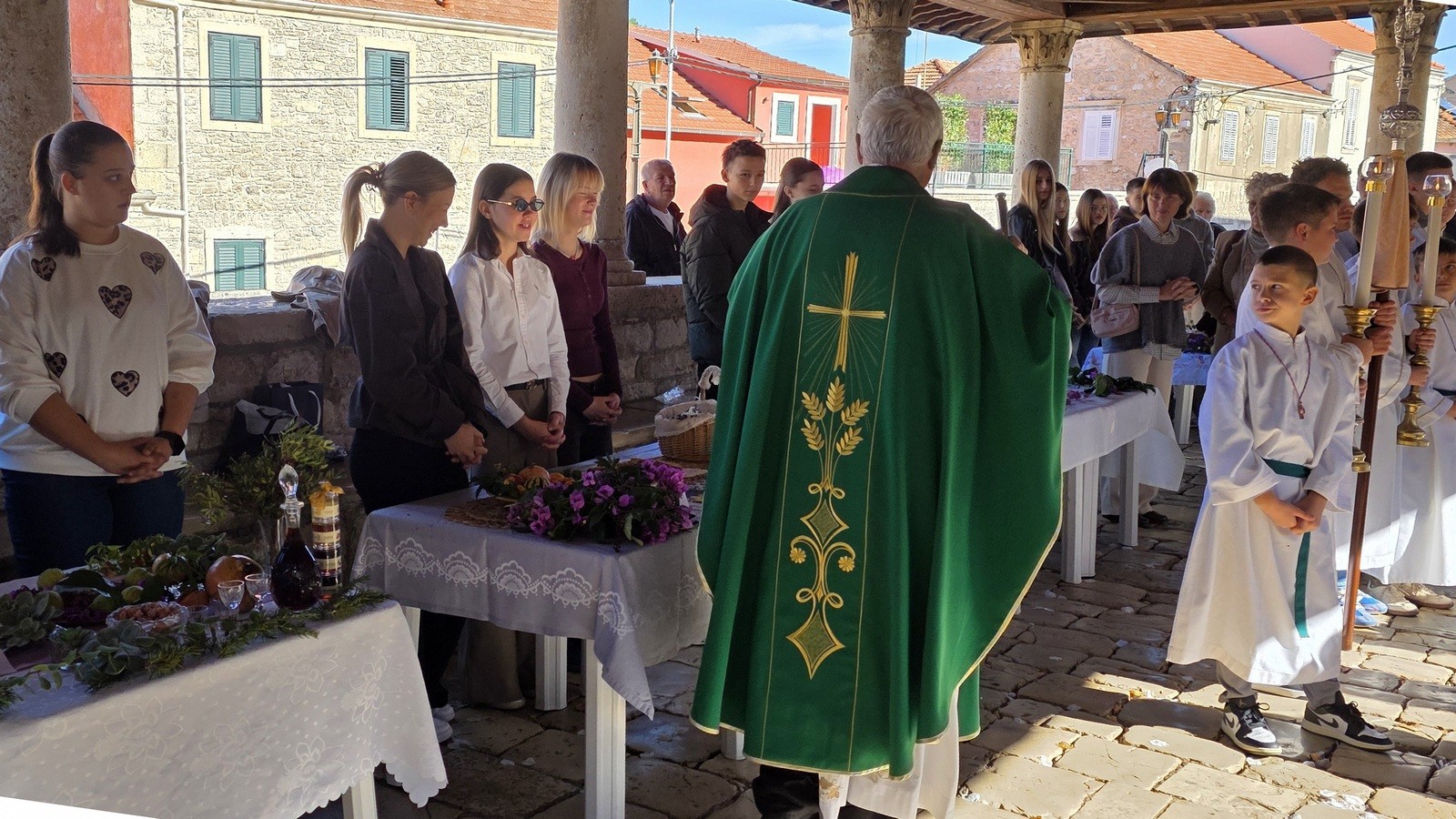 SVETKOVINE I BLAGDANI