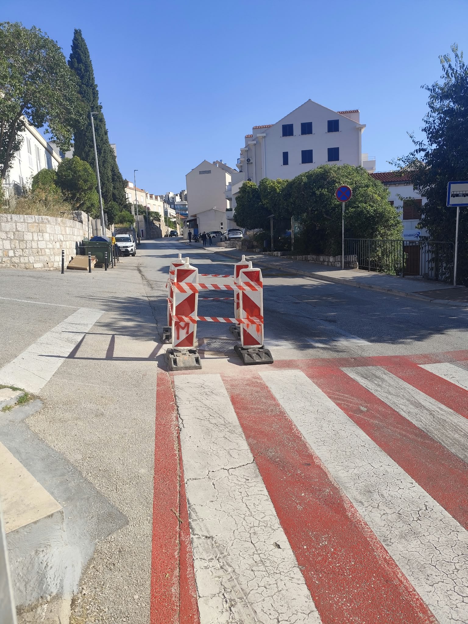 BEZ OZNAKA O RADOVIMA