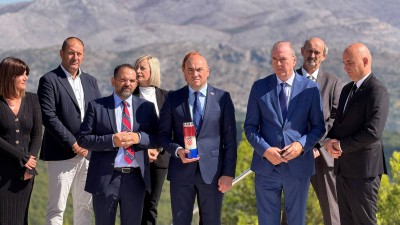 Župan Pezo i suradnici odali počast poginulim braniteljima