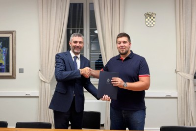 Gradonačelnik potpisao nove ugovore za stambeno zbrinjavanje mladih