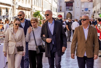 Na rekordnoj Dubrovačkoj trpezi prikupljeno više od 20 tisuća eura