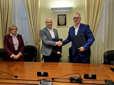 Župan potpisao ugovor za izgradnju pročistača u Dubrovniku