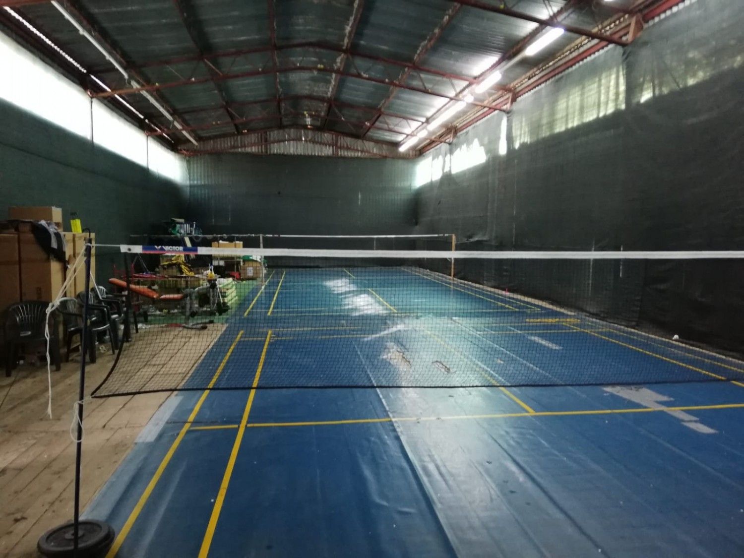 Dvadeset godina badmintonaši treniraju u skladištu, uvjeti su katastrofalni (FOTO)