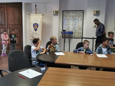 IMG-ca2d88131e6bc422af9ca3971806b824-V.jpg