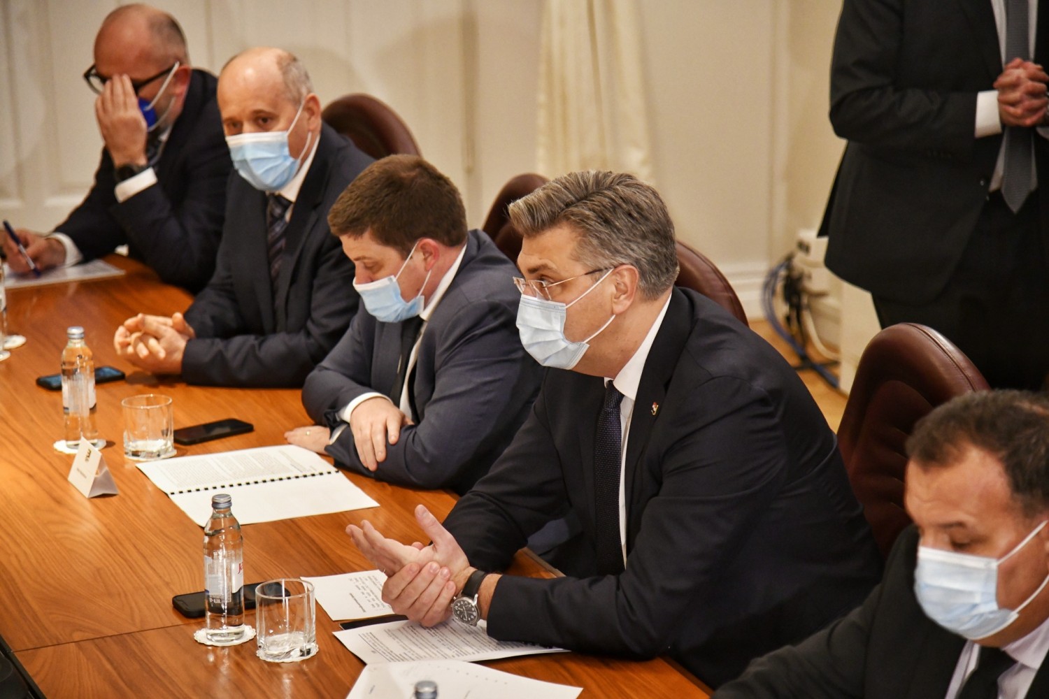 Plenković, Beroš i Butković sastali se s gradonačelnikom i županom (FOTOGALERIJA)