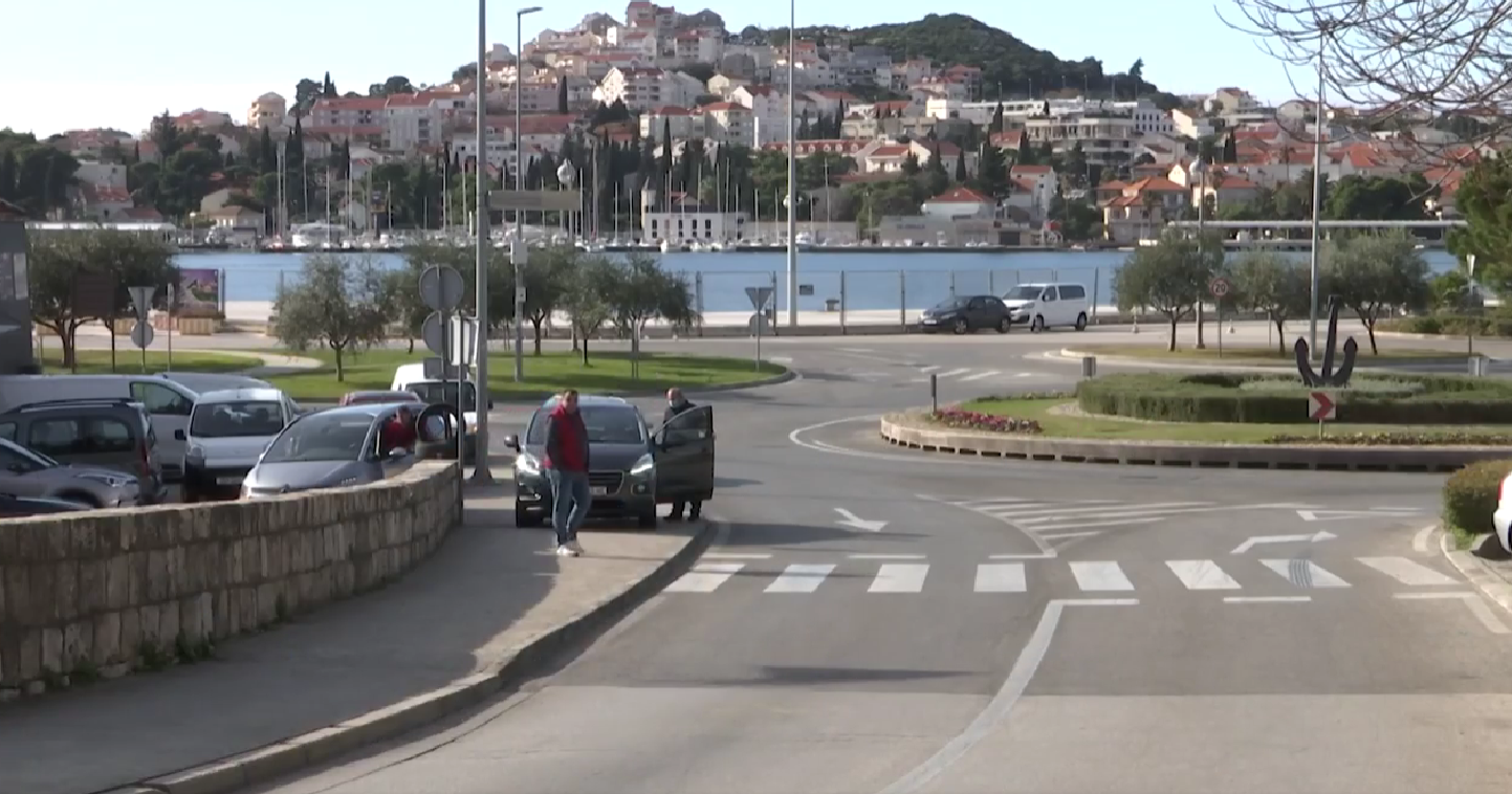 Preko online platforme dubrovačko oko građani mogu prijaviti komunalni problem na području Grada (VIDEO)