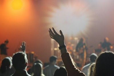 zabava koncert dogadanja nastupi by pixabay