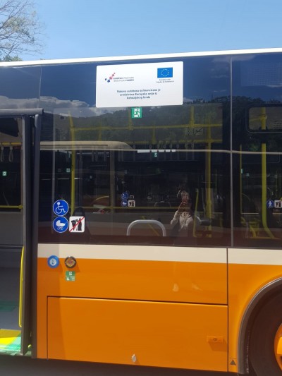 autob.jpg
